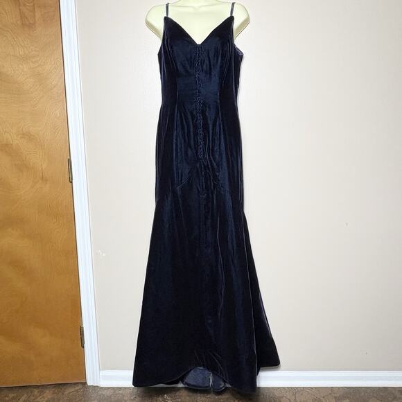 Vintage Victor Costa Velvet Dark Blue Gown Spaghetti Strap Maxi Dress Size 6 USA - Picture 1 of 16